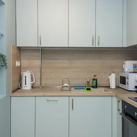 The Blue - 1bd With A Cozy Balcony By Flat Mаnager